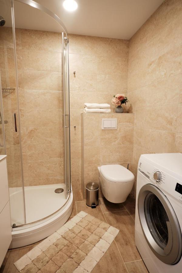 Cosy Studio Near Akropolis And Svyturio Arena 克莱佩达 外观 照片